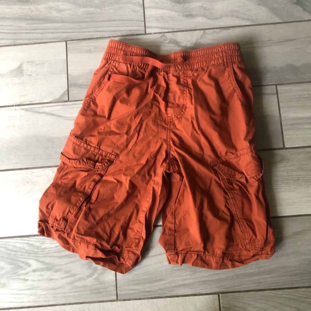 Old Navy boys orange shorts medium lots of pockets